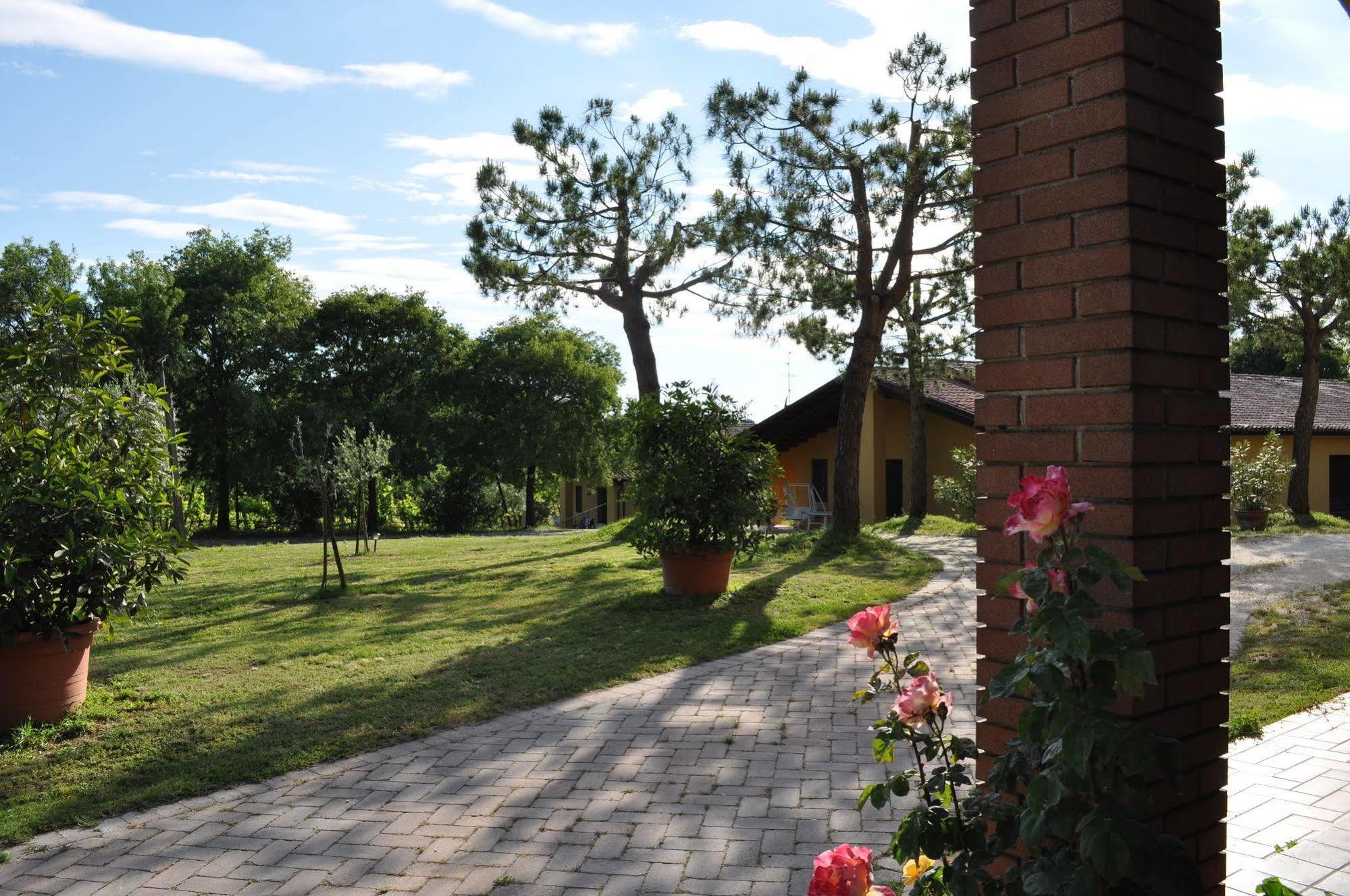 Agriturismo Gardenali Volta Mantovana Exterior foto